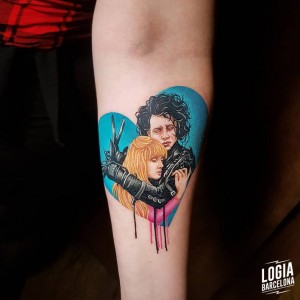 tatuaje_brazo_eduardo_maonstijeras_logia_barcelona_duda_lozano 